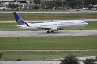 N53441 @ TPA - Continental 737-900ER - by Florida Metal