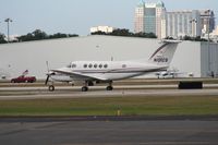 N101CS @ ORL - Beech 200