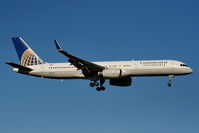 N17139 @ EGCC - Continental Airlines - by Chris Hall