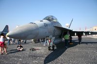 166811 @ MCF - F-18F Super Hornet - by Florida Metal
