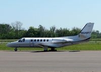 N826RT @ DTN - Taxiing to the active at Downtown Shreveport.