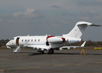 N300GP @ EGLK - VISITING CHALLENGER GETTING THE COVERS PUT ON - by BIKE PILOT