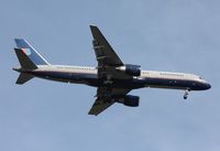 N542UA @ MCO - United 757-200