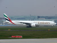 A6-EBZ @ EDDF - Emirates; Boeing 777-31H - by Robert_Viktor