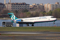 N910AT @ DCA - airTran Airways N910AT (FLT TRS176) from Hartsfield-Jackson Atlanta Int'l (KATL) landing RWY 19. - by Dean Heald