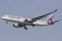 A7-AEG @ LOWW - Qatar Airways A330-300 - by Andy Graf-VAP
