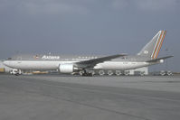 HL7249 @ VIE - Asiana Airlines Boeing 767-300