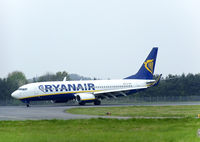 EI-DPO @ EGPH - Ryanair 6607 arrives at EDI - by Mike stanners