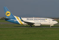 UR-GAT @ VIE - Ukraine International Airlines Boeing 737-500 - by Thomas Ramgraber-VAP