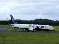 EI-DWD @ EGPH - Ryanair 81T Turns off runway 24 at EDI - by Mike stanners