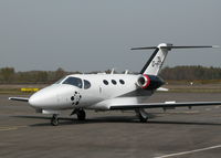 G-FBKB @ EGLK - BLINK MUSTANG TAXYING TOWARDS THE TERMINAL - by BIKE PILOT