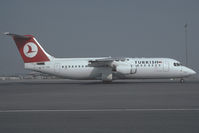 TC-THO @ VIE - Turkish Bae 146