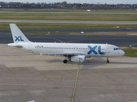 D-AXLA @ EDDL - Taxiing to runway 23R - by ghans