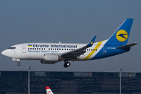 UR-GAW @ LOWW - Ukraine International Airlines - by Thomas Posch - VAP