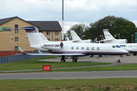 N500RP @ EGGW - 2006 Gulfstream Aerospace GIV-X (G450), at Luton - by Terry Fletcher