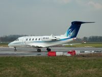 OE-GLS @ EHRD - Swarovski Bizzjet nice swantail - by ghans