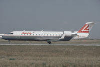OE-LRC @ VIE - Lauda Air Regionaljet