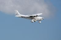 N613LG @ LAL - Arriving at Lakeland, FL during Sun N Fun 2010. - by Bob Simmermon