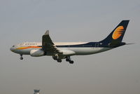 VT-JWE @ EBBR - Flight 9W230 is descending to RWY 25L - by Daniel Vanderauwera