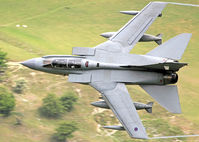 ZA562 - Royal Air Force. Operated by 31 Squadron un-marked, coded '051'. M6 Pass, Cumbria. - by vickersfour