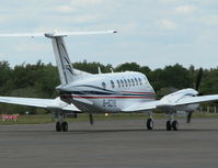 G-BZNE @ EGLK - NOVEMBER ECHO TAXYING TOWARDS RWY 25 - by BIKE PILOT