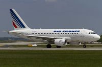 F-GUGP @ EDDF - departing via RW18W