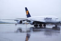 D-AIMA @ VIE - Lufthansa pilot training - from STR! - by Chris J