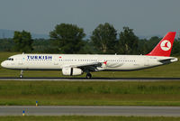 TC-JRK @ VIE - Turkish Airlines Airbus A321-231