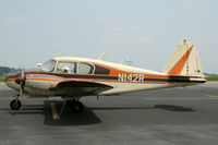 N142R @ KLNS - KLNS