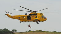 ZH543 @ EGBY - 5. ZH543 (22 Squadron 'B' flight) at Bentwaters Park Airshow June 2010