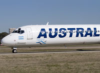 LV-BHH @ SABE - AUSTRAL 2751 taxi to parking. - by Jorge Molina