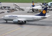 D-ABXM @ EDDF - Lufthansa heading to stand - by Robert Kearney