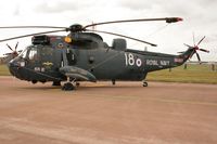 XV648 @ EGVA - Taken at the Royal International Air Tattoo 2009 - by Steve Staunton