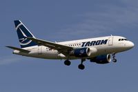 YR-ASA @ EDDF - short final RW07R