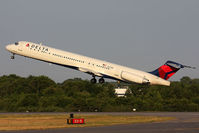 N971DL @ ORF - Delta Air Lines N971DL (FLT DAL1255) steeply departing RWY 5 enroute to Hartsfield-Jackson Atlanta Int'l (KATL). - by Dean Heald