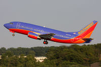N524SW @ ORF - Southwest Airlines N524SW (FLT SWA833) climbing out from RWY 5 enroute to Baltimore/Washington Int'l (KBWI). - by Dean Heald