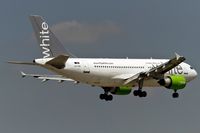 CS-TDI @ EDDF - short final RW18W