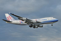 B-18725 @ PANC - 2007 Boeing 747-409F (SCD), c/n: 30771 of China Airlines Cargo - by Terry Fletcher
