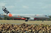 VH-VQP @ YSSY - At Sydney - by Micha Lueck