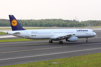D-AIRF @ EDDL - Lufthansa, Airbus A321-131, CN: 493, Aircraft Name: Kempten - by Air-Micha