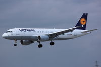 D-AIZB @ EDDL - Lufthansa, Airbus A320-214, CN: 4120 - by Air-Micha
