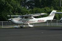 N1013Y @ I19 - 2005 Cessna 182T - by Allen M. Schultheiss