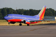 N524SW @ ORF - Southwest Airlines N524SW (FLT SWA833) departing RWY 5 en route to Baltimore/Washington Int'l (KBWI). - by Dean Heald