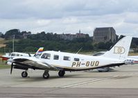 PH-GUD @ EGKA - Piper PA-34-220T Seneca V at Shoreham airport