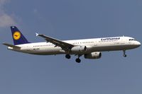 D-AIRO @ EDDF - on final RW07R - by Friedrich Becker
