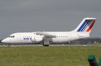 EI-RJX @ EIDW - Air France lining up on r/w 28 - by Robert Kearney
