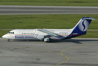 OO-DWK @ LOWW - SN Brussels Bae 146