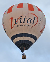 G-VITL - 2000 Lindstrand Balloons Ltd LBL 105A, c/n: 720 at 2010 Bristol Balloon Fiesta - by Terry Fletcher