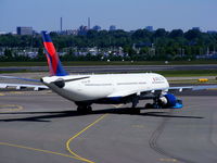N803NW @ EHAM - Delta Airlines - by Chris Hall