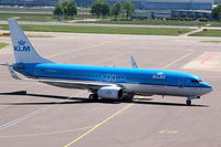 PH-BXK @ EHAM - KLM Royal Dutch Airlines - by Chris Hall